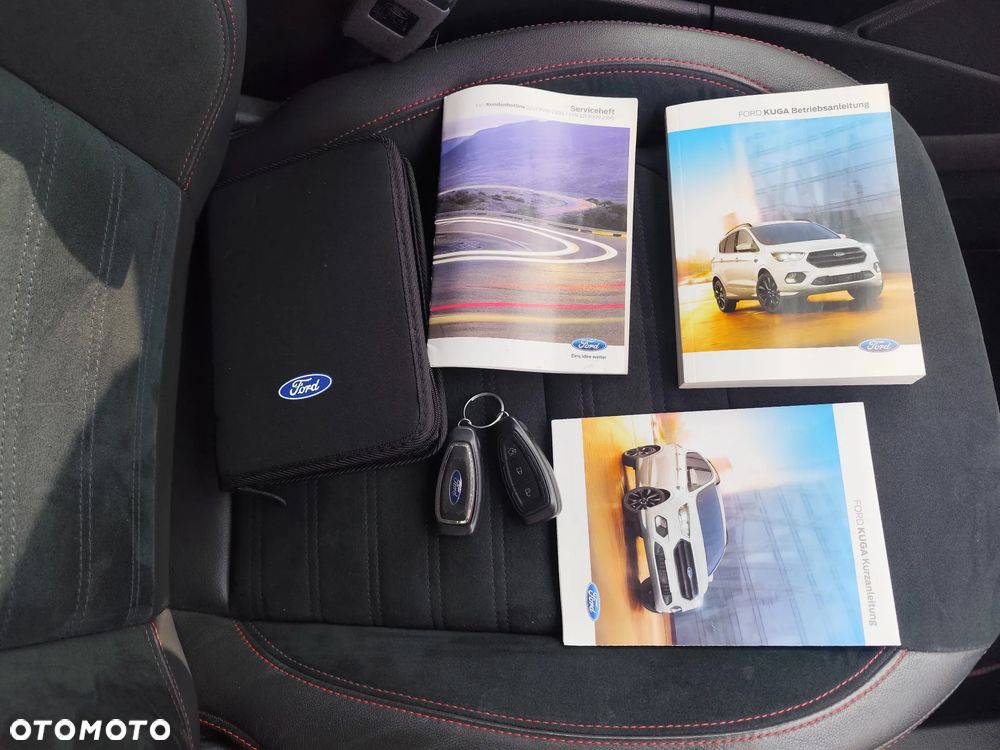 Ford Kuga 1.5 EcoBoost 2x4 ST-Line - 27