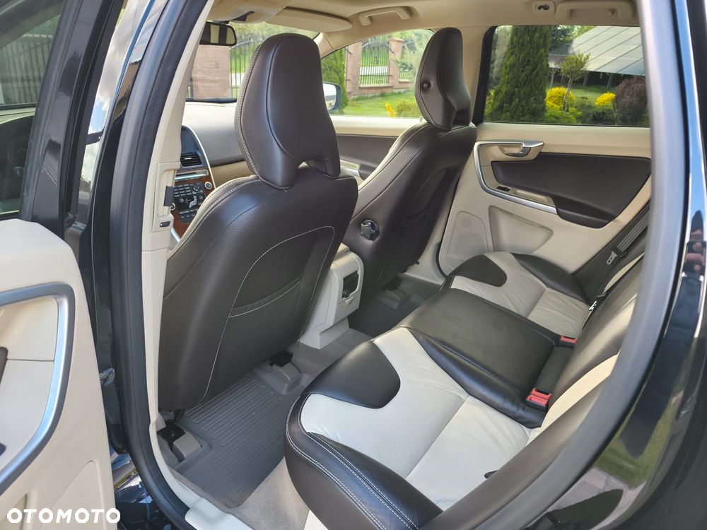 Volvo XC 60 2.4D AWD Summum - 28