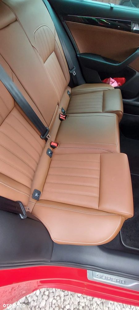 Skoda Superb 2.0 TSI 4x4 L&K DSG - 15