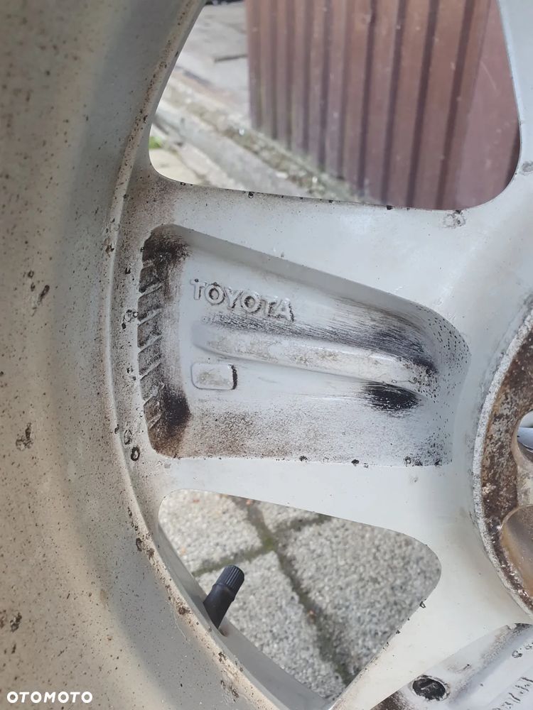 Piękne koła oryginalne do Toyota Rav4 - 18
