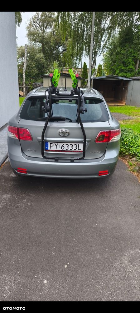 Toyota Avensis - 5