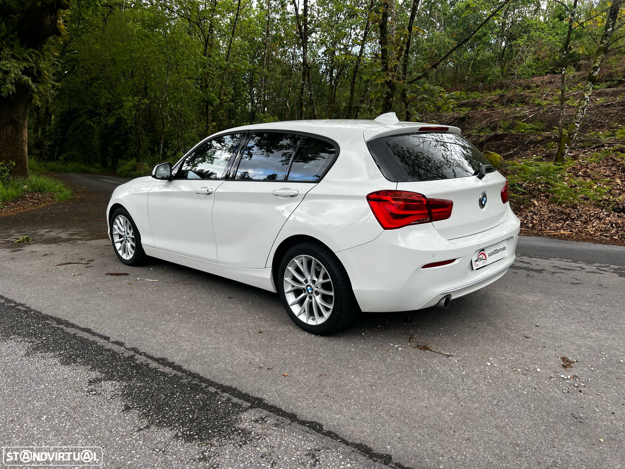 BMW 116 d EDynamics Line Urban - 12