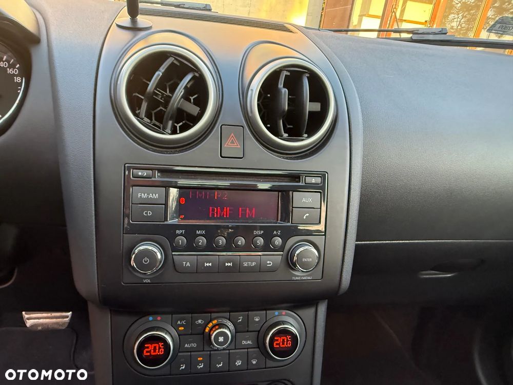 Nissan Qashqai - 24