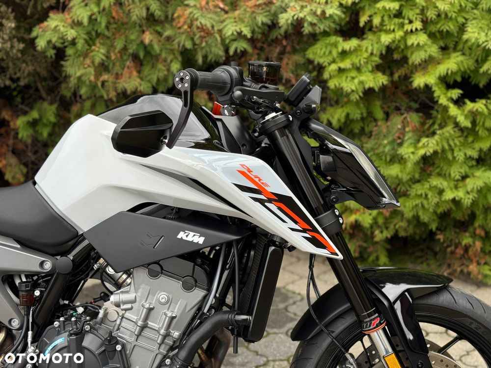 KTM Duke - 12