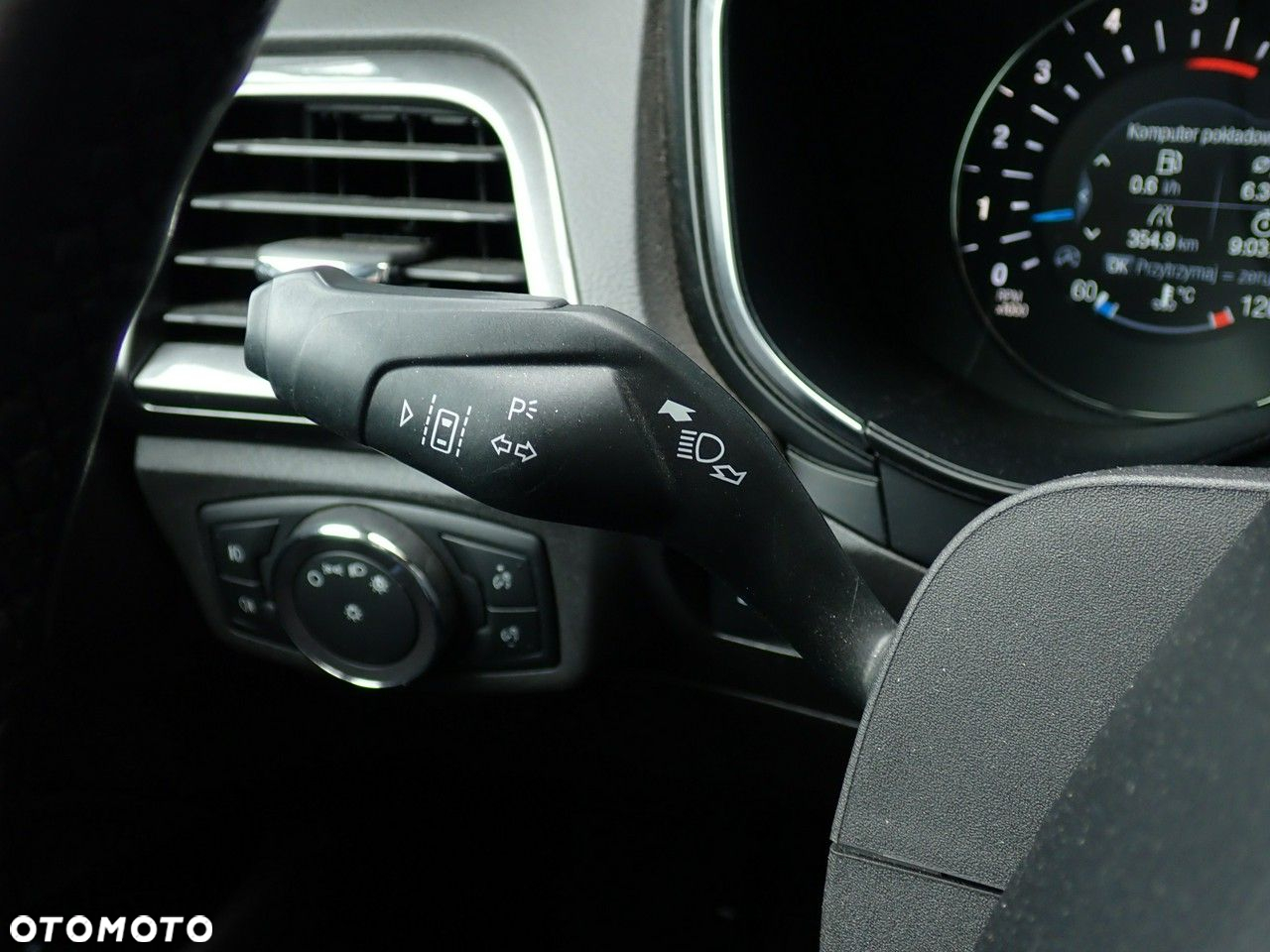 Ford Mondeo - 30