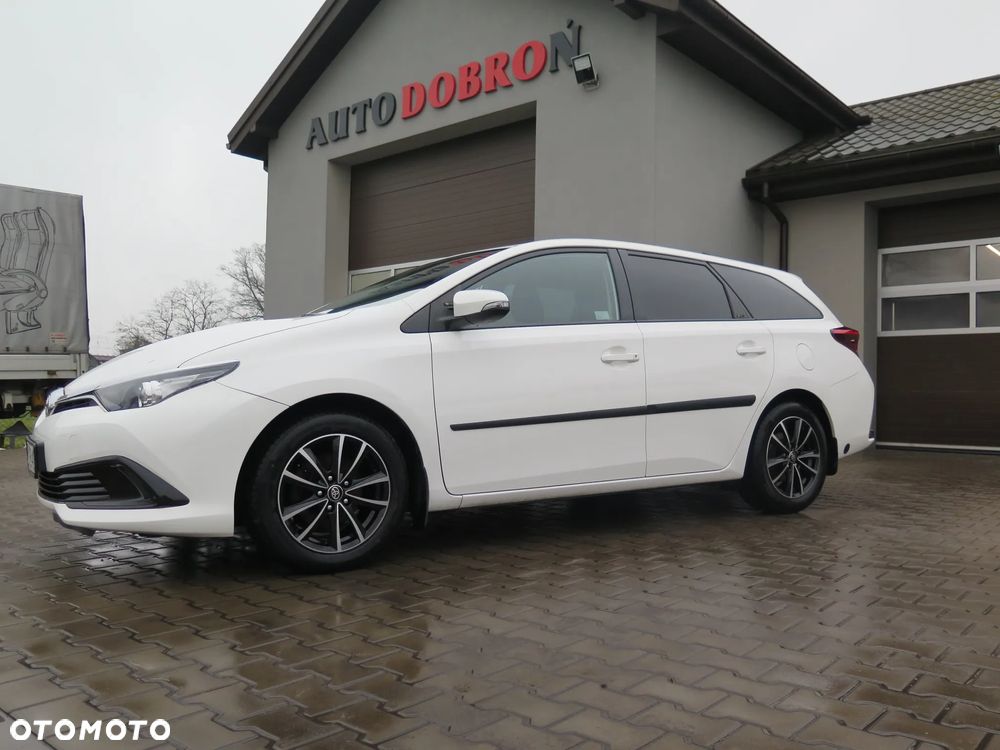 Toyota Auris 1.6 Active - 2