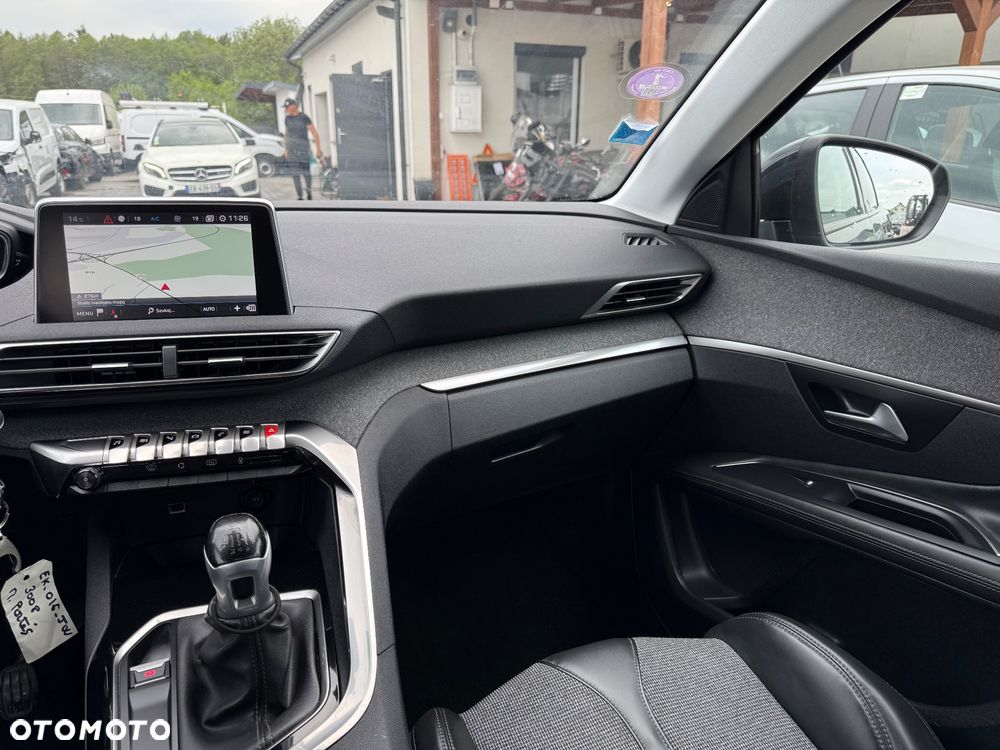 Peugeot 3008 - 11