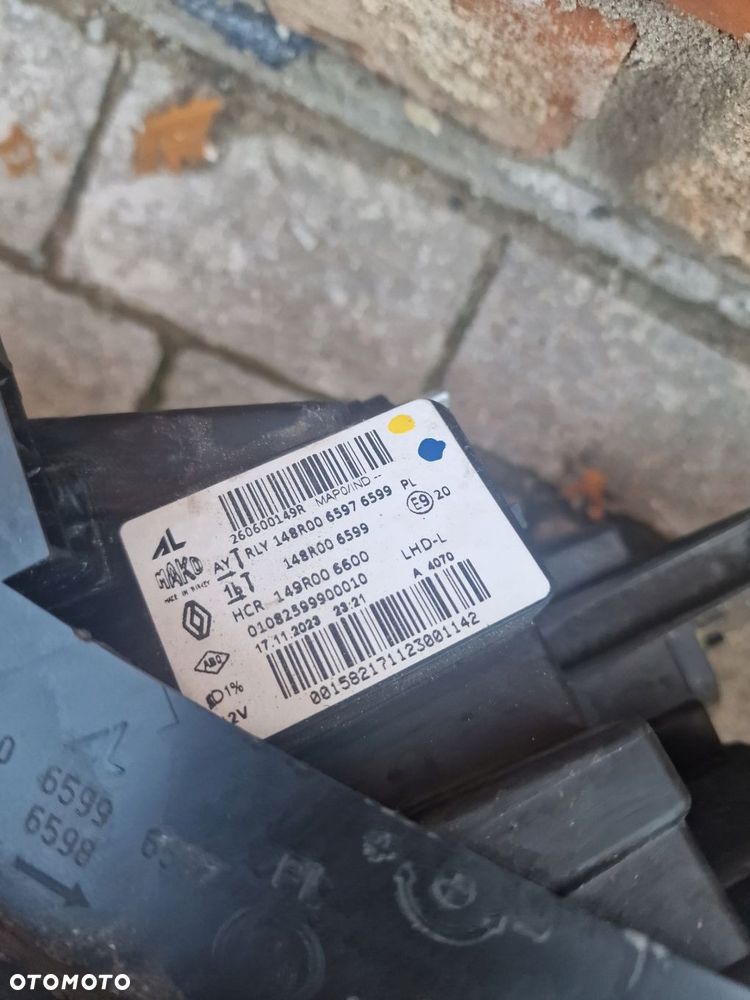 lampa przednia mitsubishi colt 2023 260103507r 260600149r komplet - 4