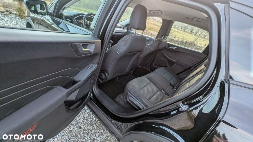 Ford Kuga - 9