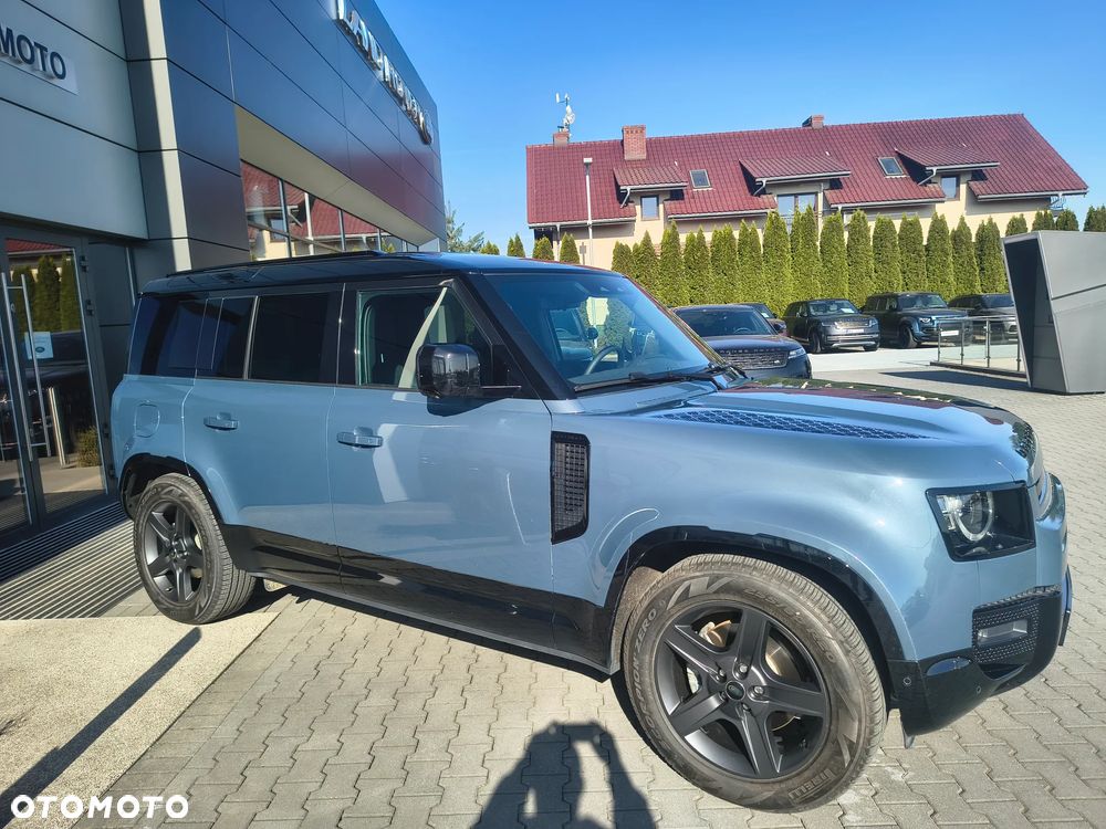 Land Rover Defender 3.0 D250 mHEV X-Dynamic SE - 4