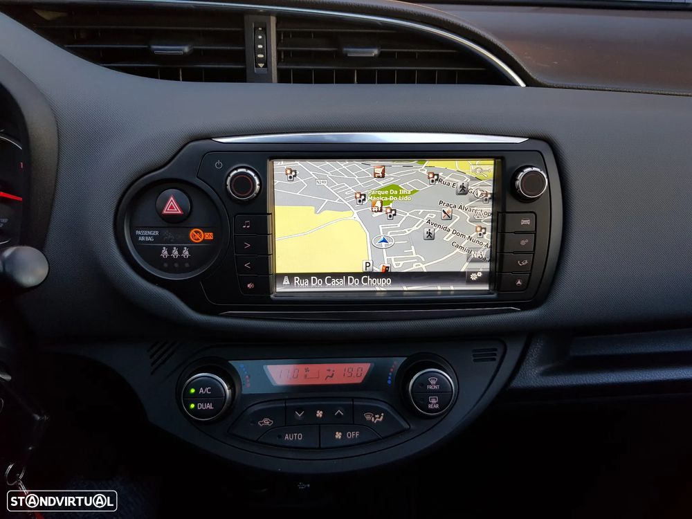 Toyota Yaris 1.4 D-4D Sport+P.Techno +T.Panoramico - 45