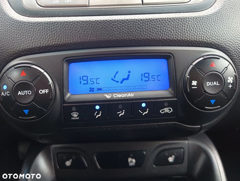 Hyundai ix35 2.0 GDI Premium 2WD - 19
