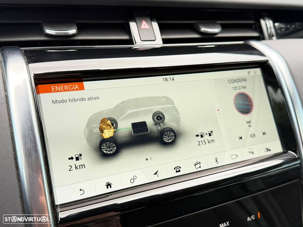 Land Rover Discovery Sport P300e Dynamic SE - 46