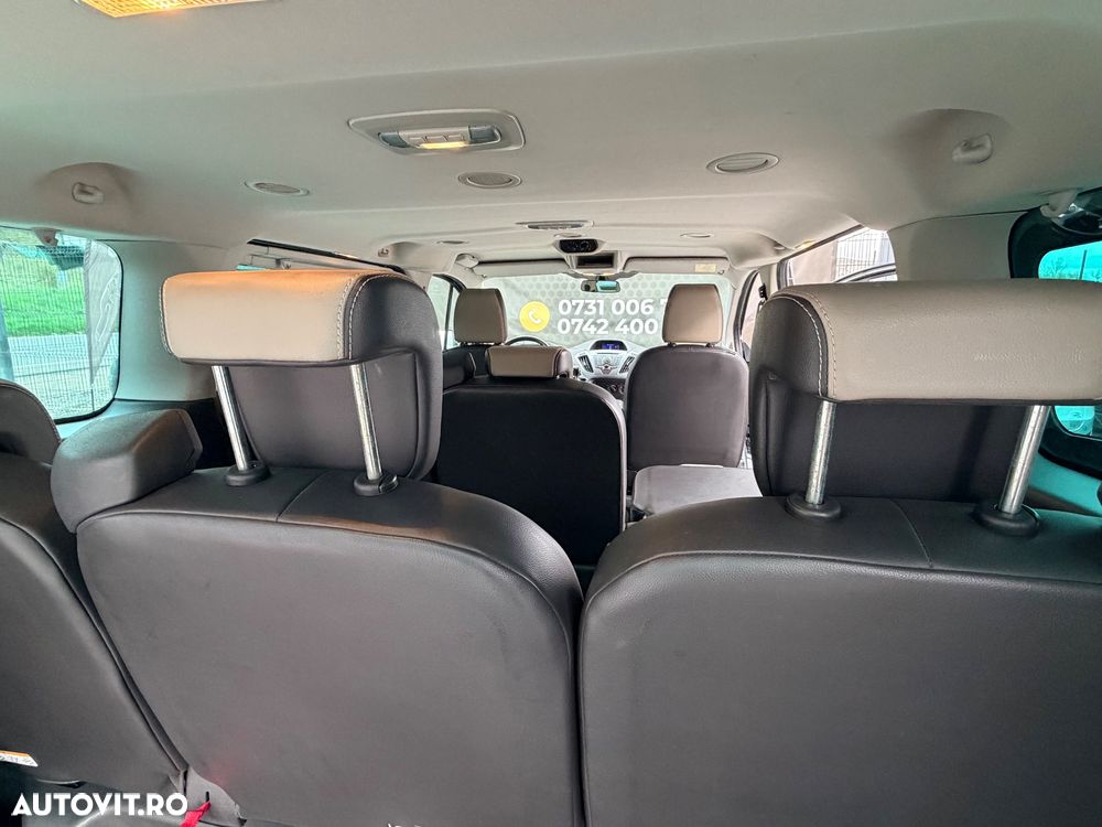 Ford Tourneo Custom 300 L2H1 VA Titanium - 19