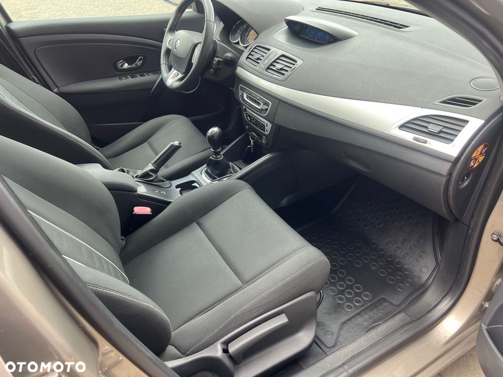 Renault Megane 1.6 16V Dynamique - 22