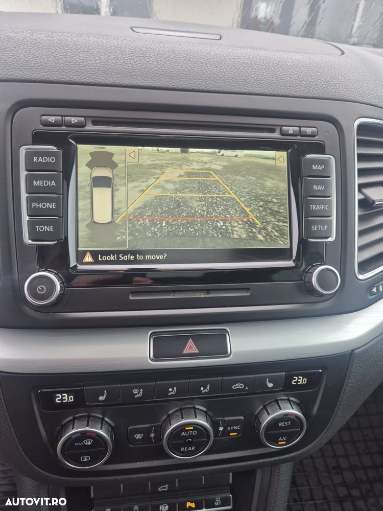 Volkswagen Sharan 2.0 TDI 4MOTION Blue Motion Life - 7