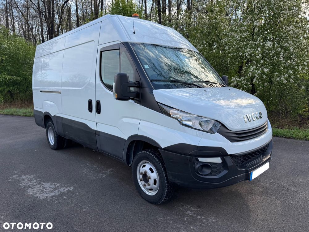 Iveco DAILY 35 C 15 BLASZAK Motor 3.0 Litry KLIMA - 2
