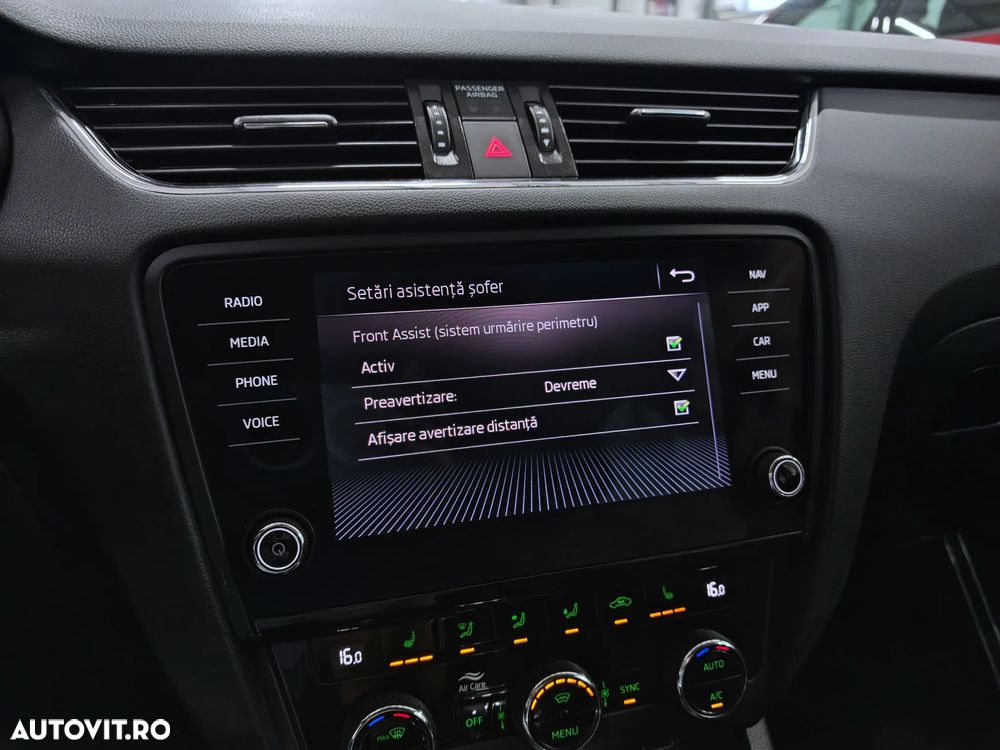 Skoda Octavia 1.6 TDI DSG Ambition - 23