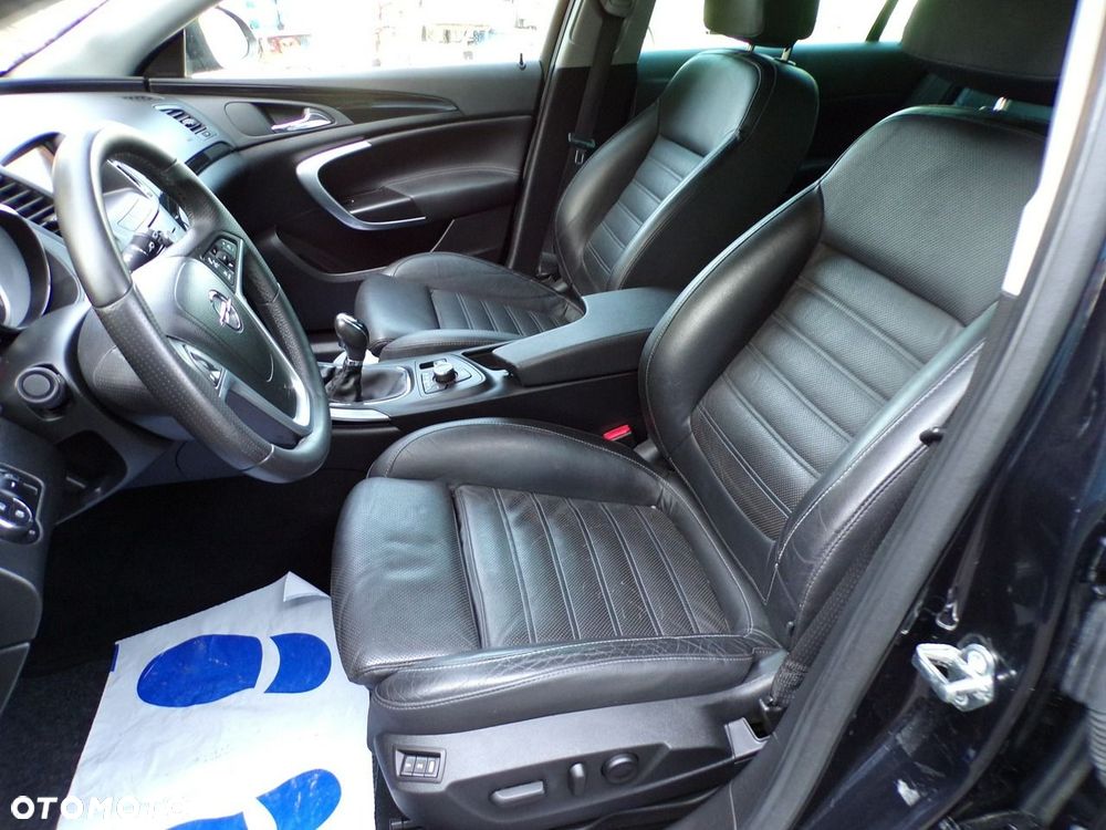 Opel Insignia - 21