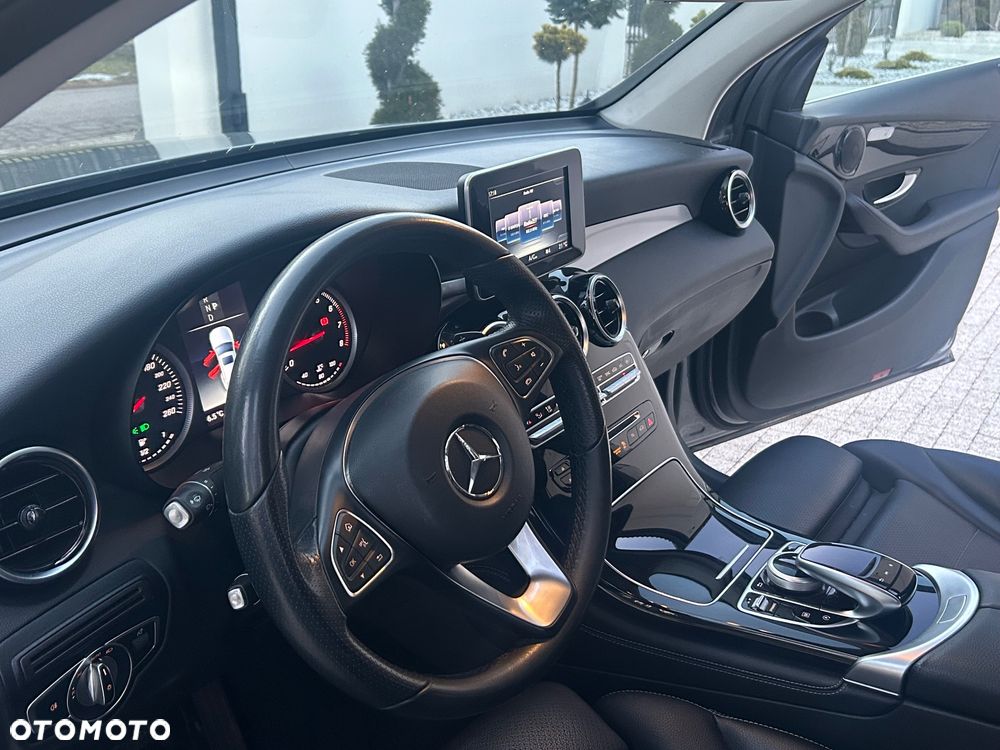 Mercedes-Benz GLC - 19