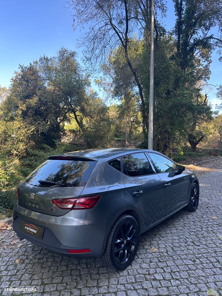 SEAT Leon 2.0 TDI DPF FR - 11