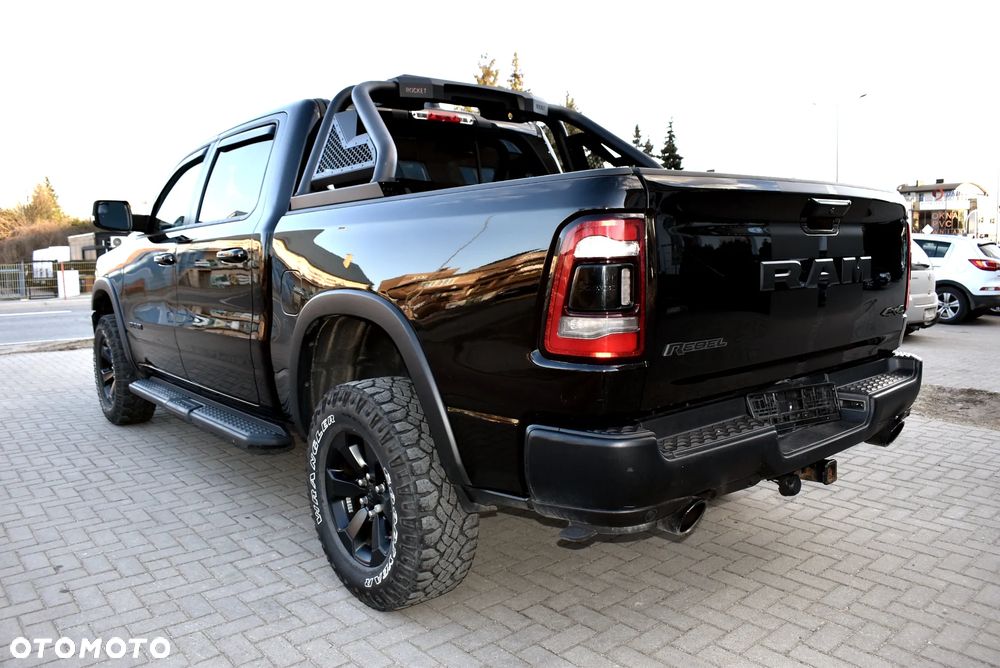 Dodge RAM - 6