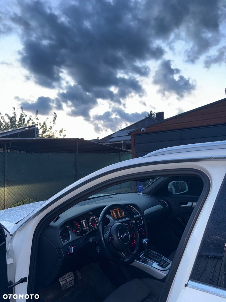 Audi A4 Avant 2.0 TDI Quattro Line S tronic - 17