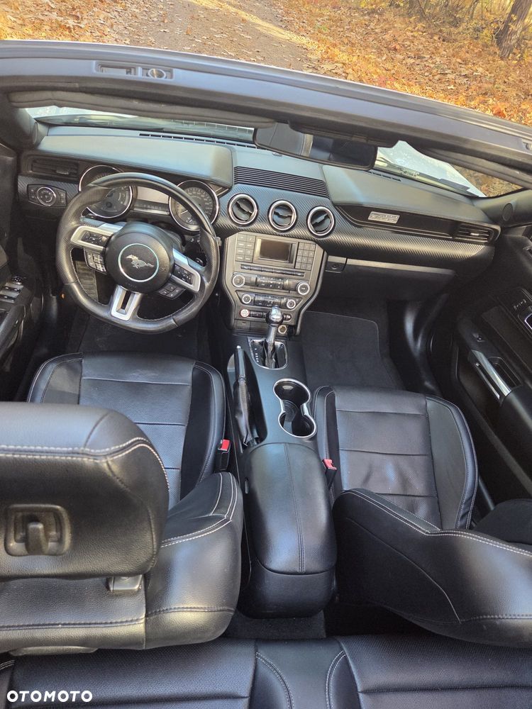 Ford Mustang 3.7 V6 - 15