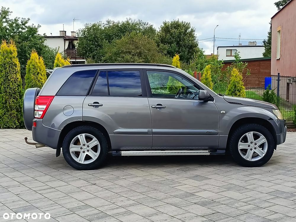 Suzuki Grand Vitara 2.0 De luxe - 5