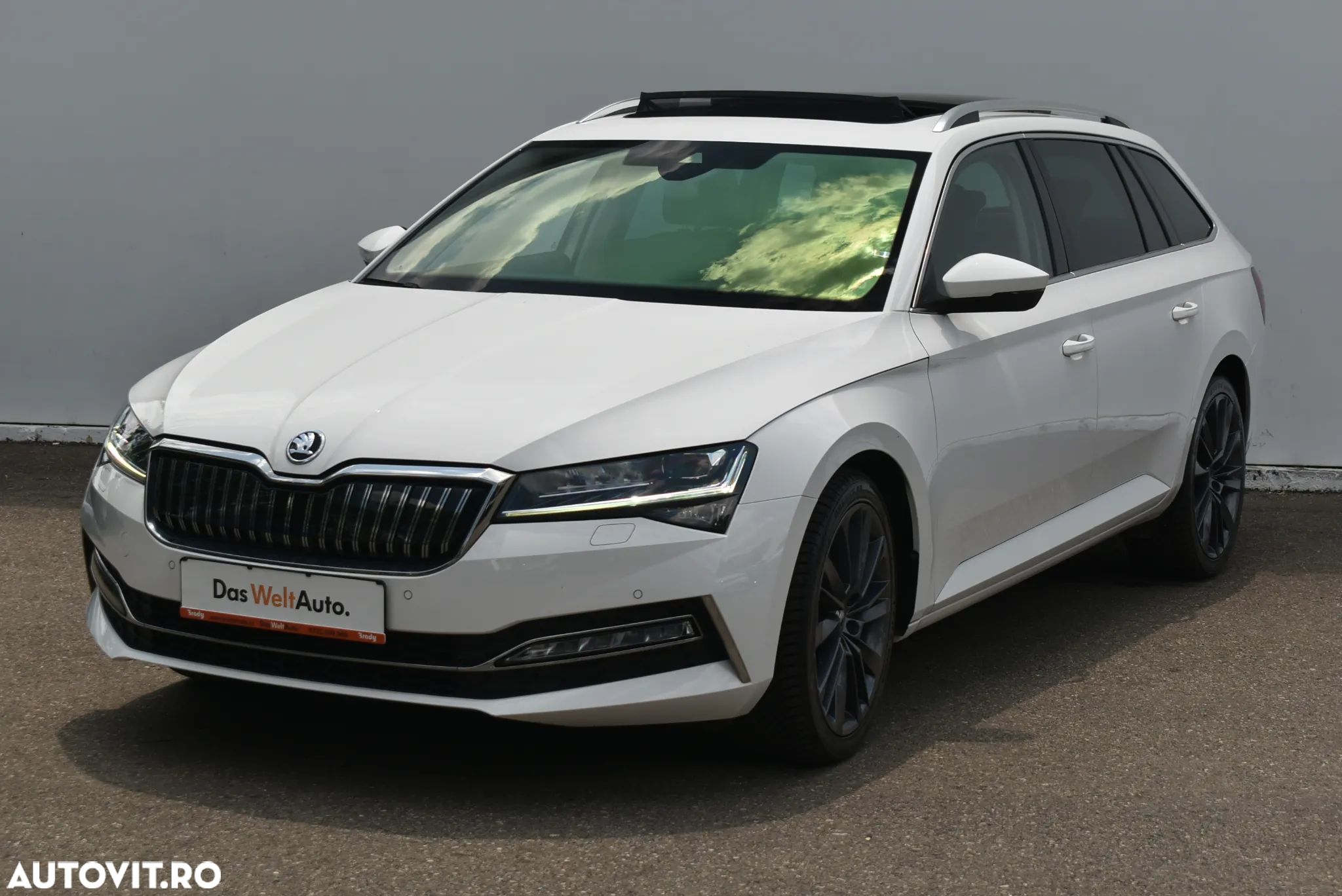 Skoda Superb Combi 1.4 TSI PHEV Style - 1