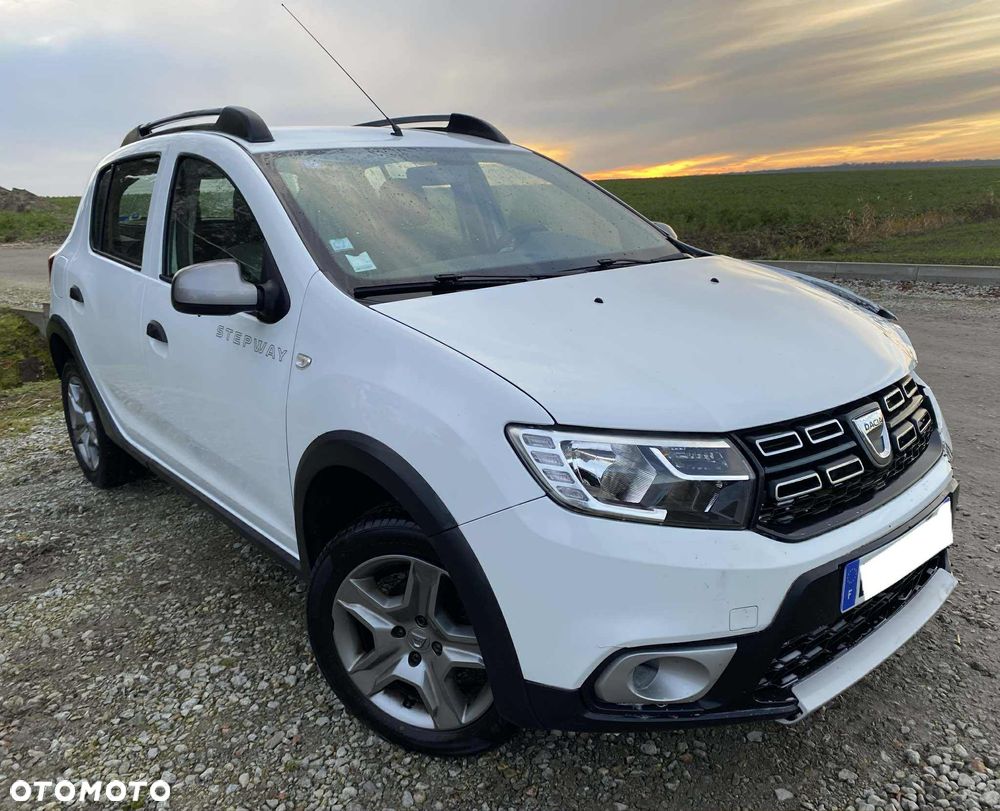 Dacia Sandero Stepway - 1