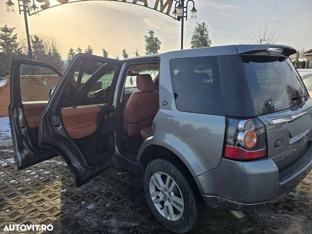 Land Rover Freelander 2.2 SD4 SE - 12