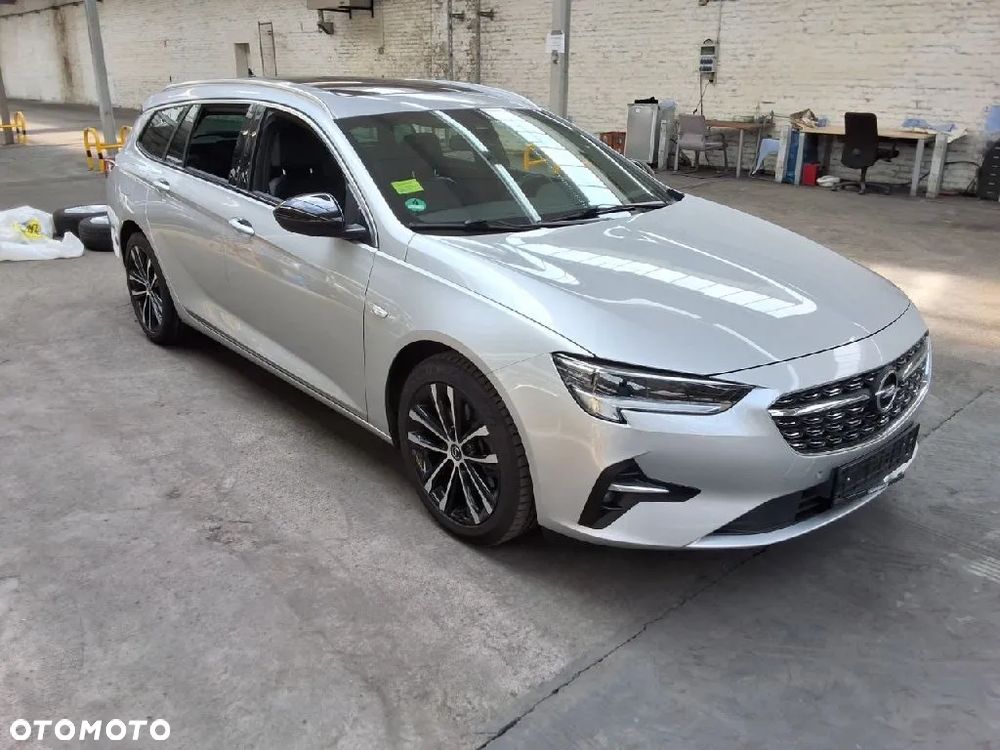 Opel Insignia 2.0 CDTI Ultimate S&S - 2