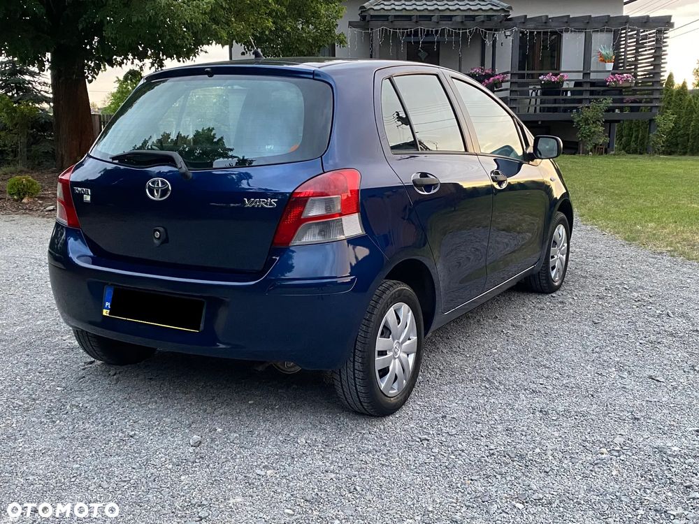 Toyota Yaris - 5