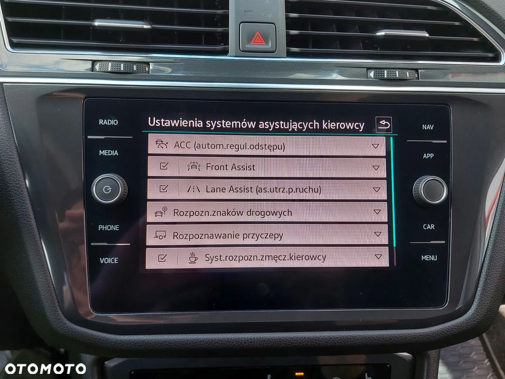 Volkswagen Tiguan - 37
