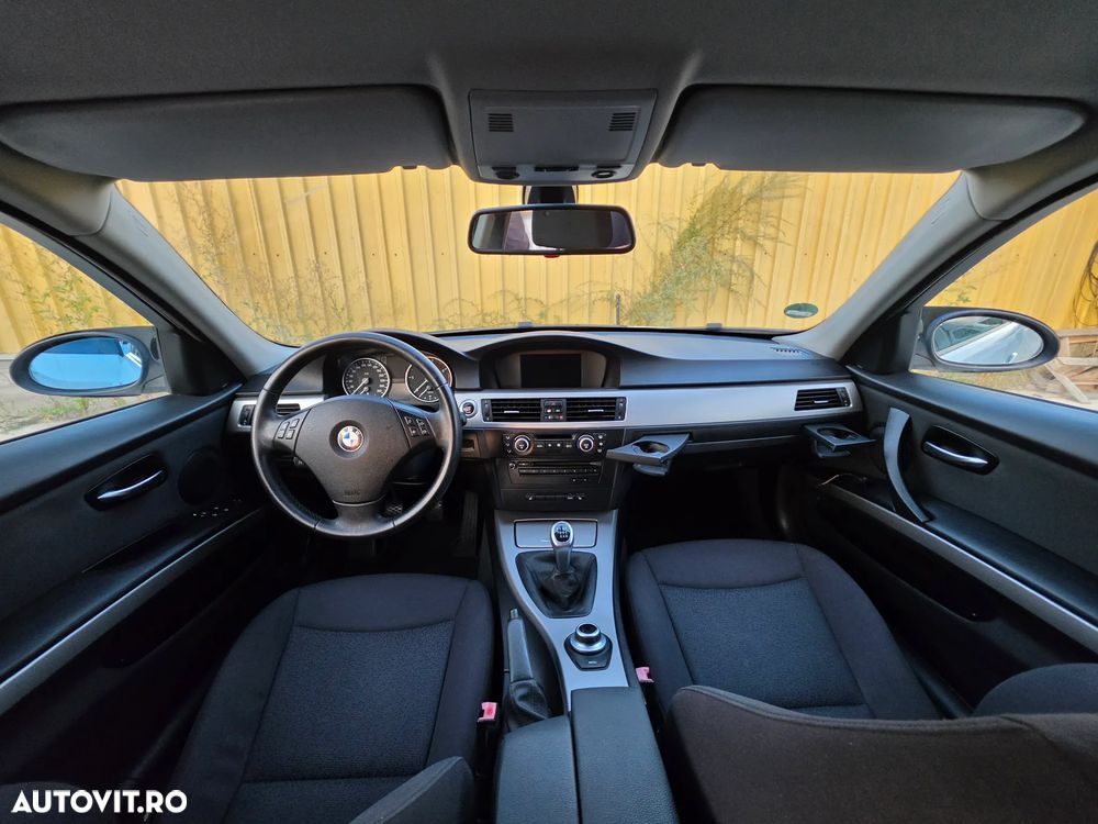 BMW Seria 3 318d DPF Edition Exclusive - 22