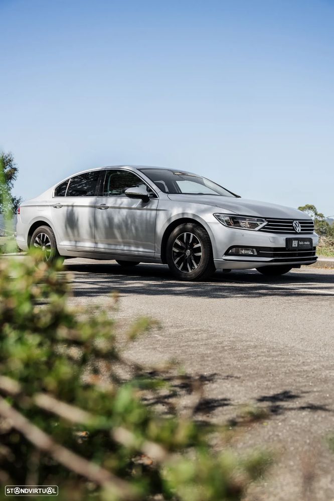 VW Passat 2.0 TDI Highline - 10
