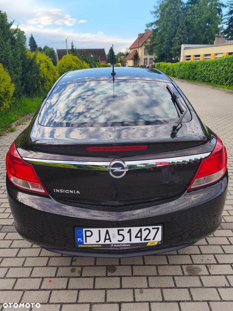 Opel Insignia 1.8 - 6