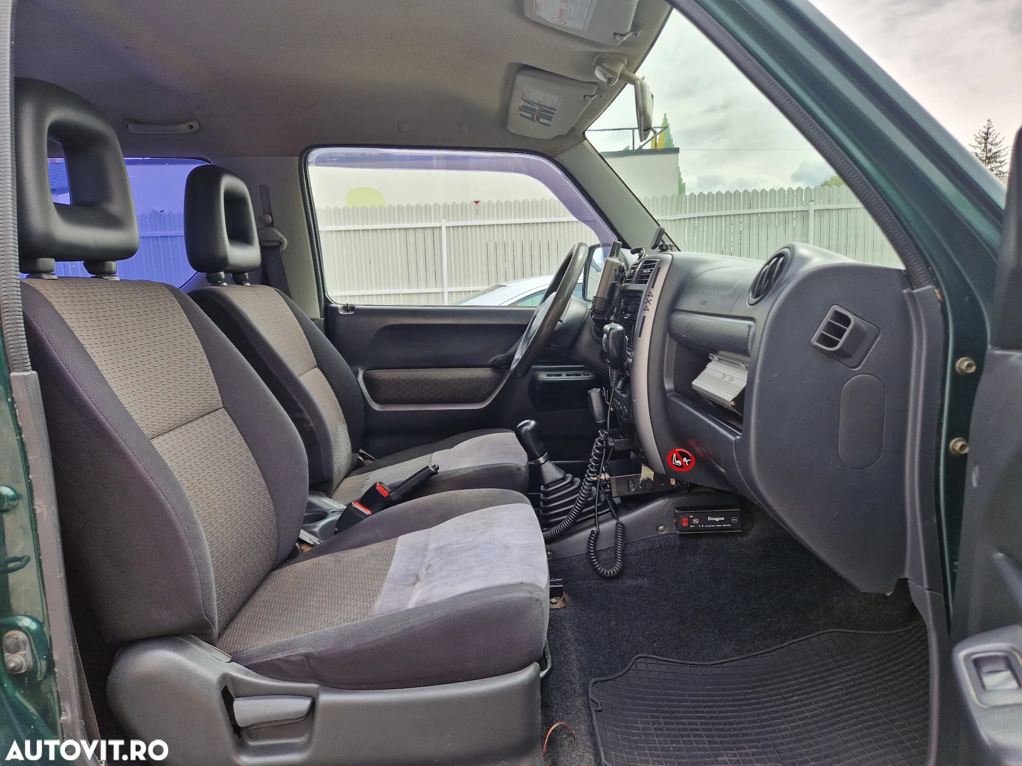 Suzuki Jimny 1.3 JLX - 11