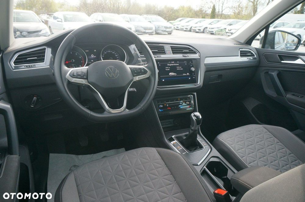 Volkswagen Tiguan 1.5 TSI EVO Life - 17