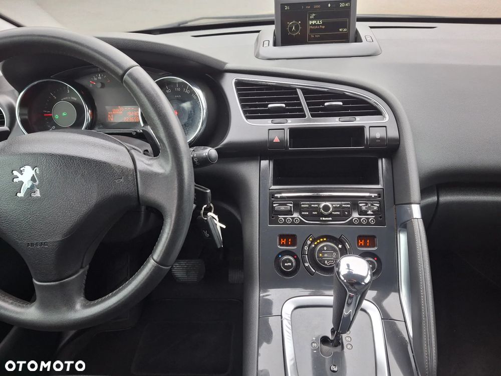 Peugeot 3008 HDi FAP 115 EGS6 Stop&Start Business-Line - 13