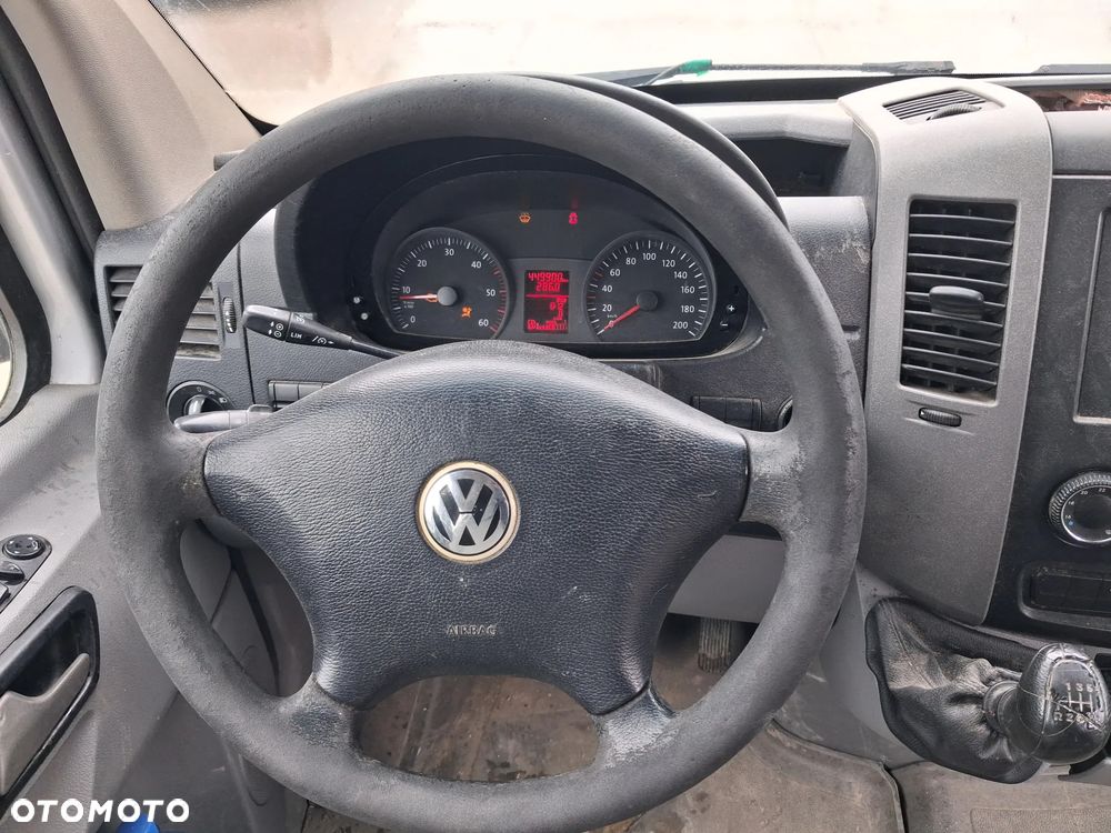 Volkswagen Crafter - 13