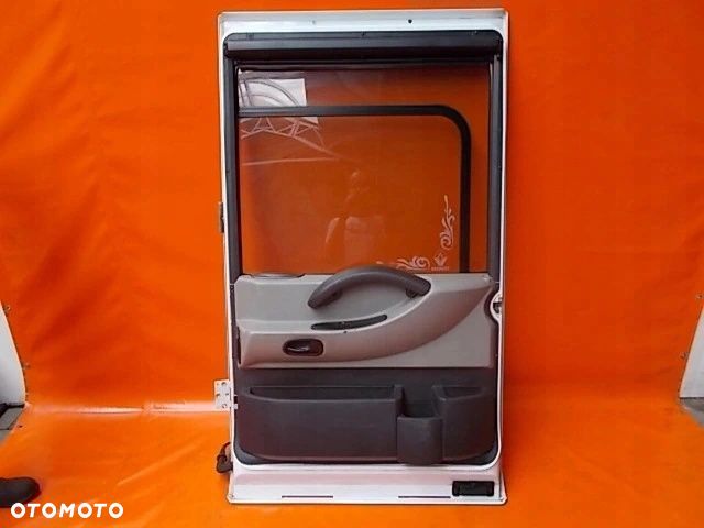 RENAULT MAGNUM 480 520 DXI DRZWI PRAWE VEGA 2012 ! - 2