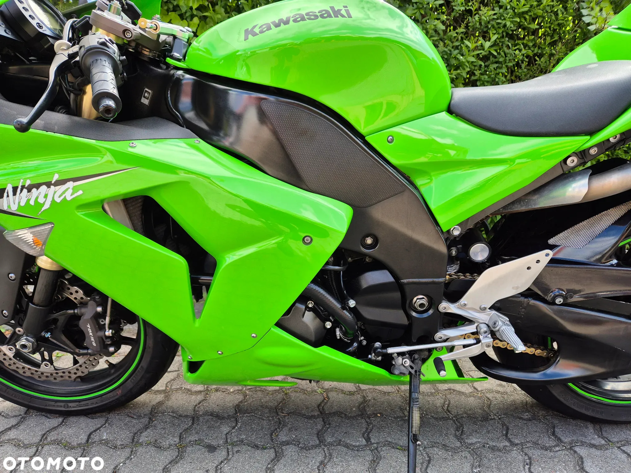 Kawasaki ZX - 12