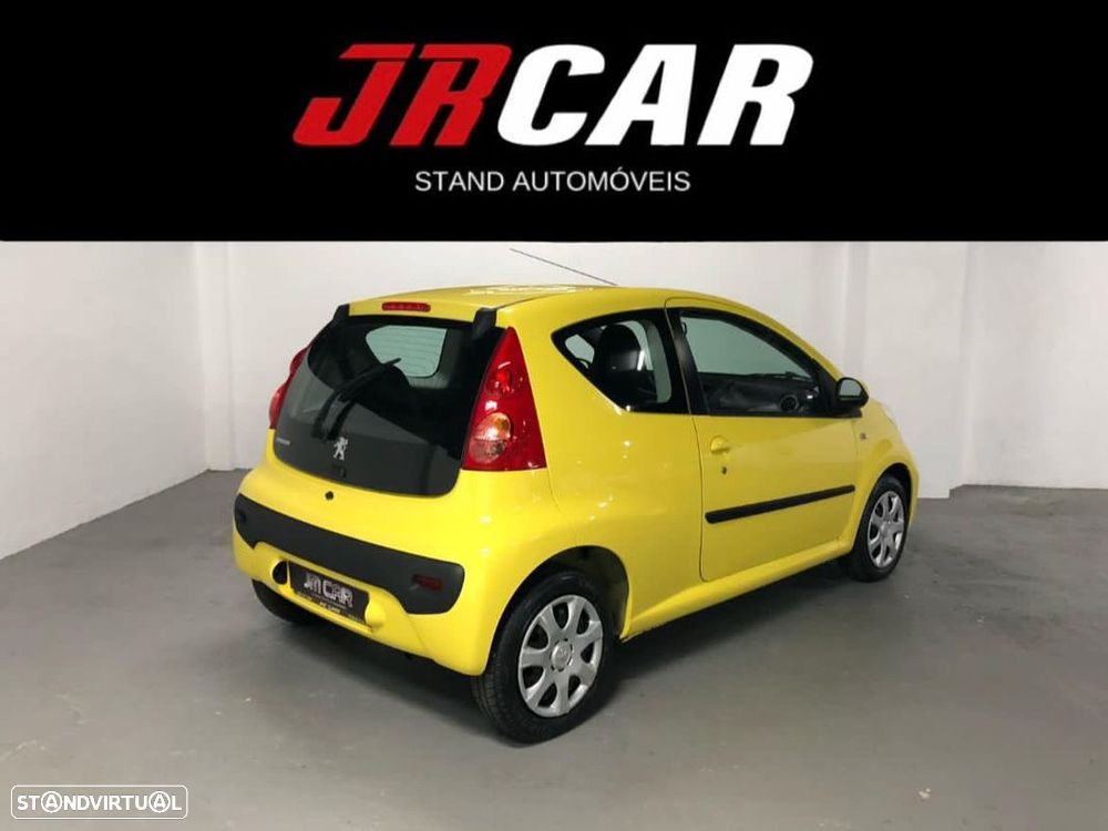Peugeot 107 1.0 Trendy - 8