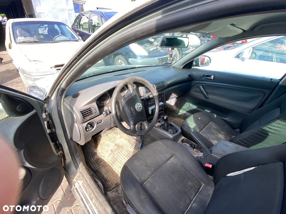 Volkswagen Passat B5 Lift na części - 5