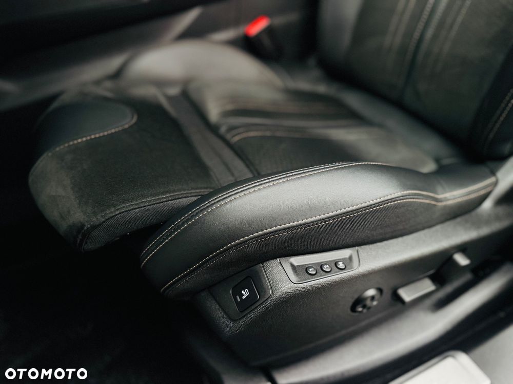 Peugeot 3008 BlueHDi 130 Stop & Start EAT8 GT Pack - 35