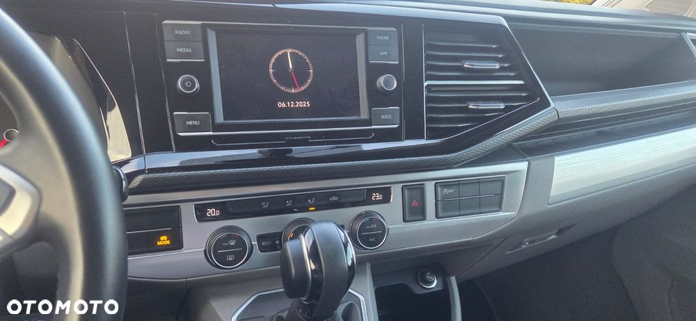 Volkswagen California - 32