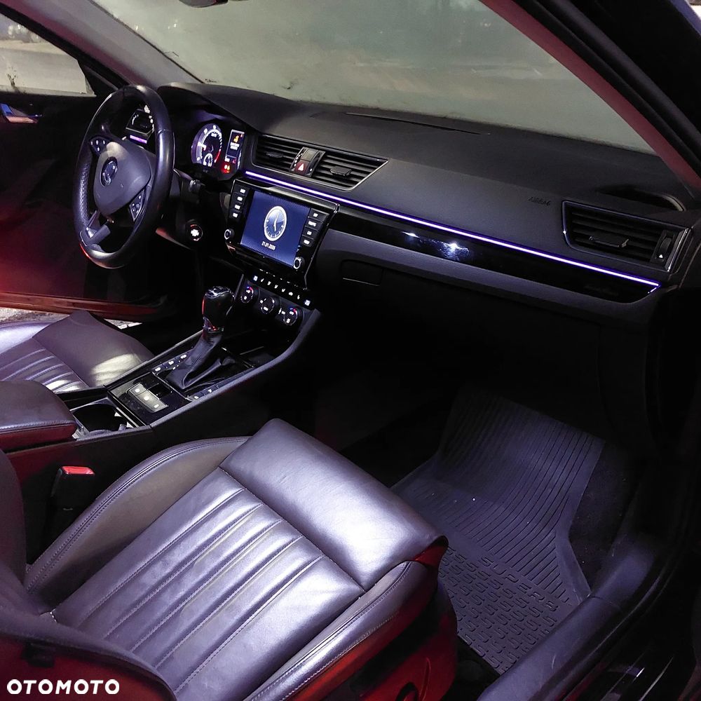 Skoda Superb 2.0 TDI L&K DSG - 7