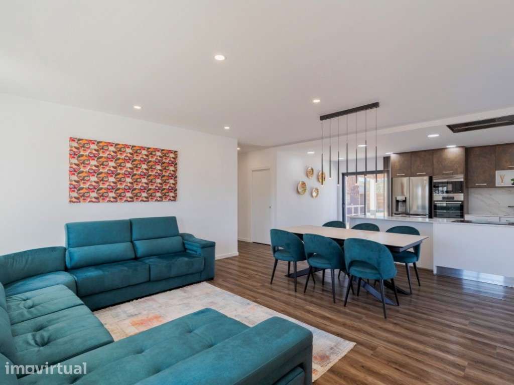 Moradia de 4 quartos com piscina perto das praias - Grande imagem: 4/21